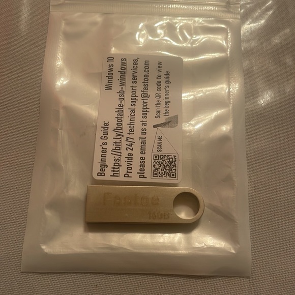 Fastoe Bootable USB Flash Drive - Picture 2 of 4